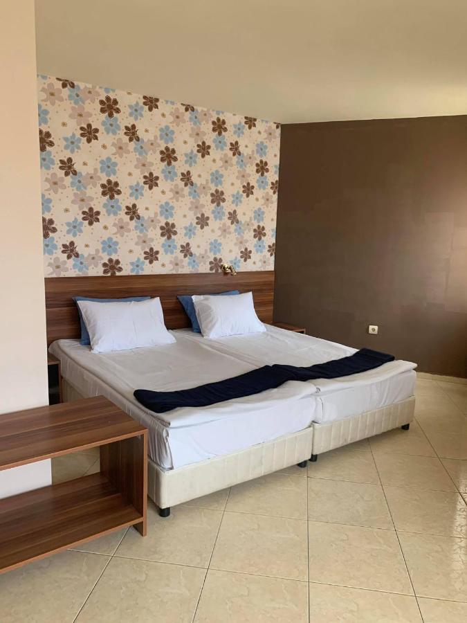 Семеен Хотел Брилянс - Family Hotel Brilliance Warna Exterior foto